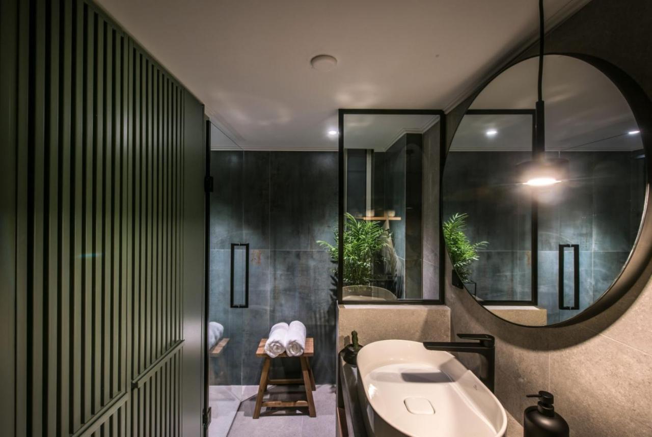 Relaxo Collection Luxury Suites In The Heart Of Heraklion エクステリア 写真